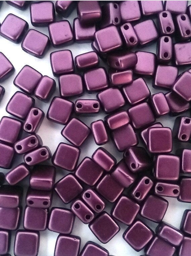 Tile Mini Pastel Bordeaux, Czech Glass 2-Hole beads 5mm x 5mm, Qty 30 beads 25032