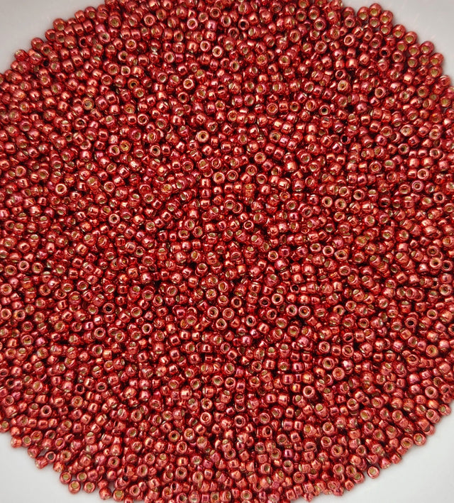 15/0 Toho Brick Red Galvanized, PermaFinish Seed Bead, PF564-10 grams (Cabernet)