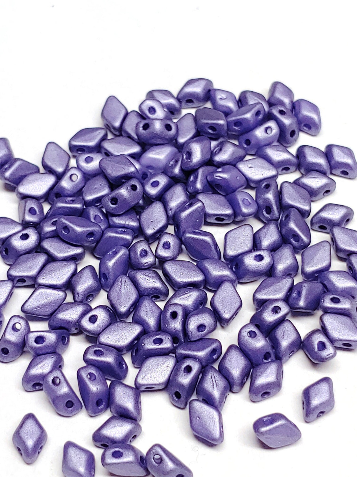 Mini GemDuo Metallic Matte Violet, 2-Hole Matubo Czech beads 6x4mm, 50 beads