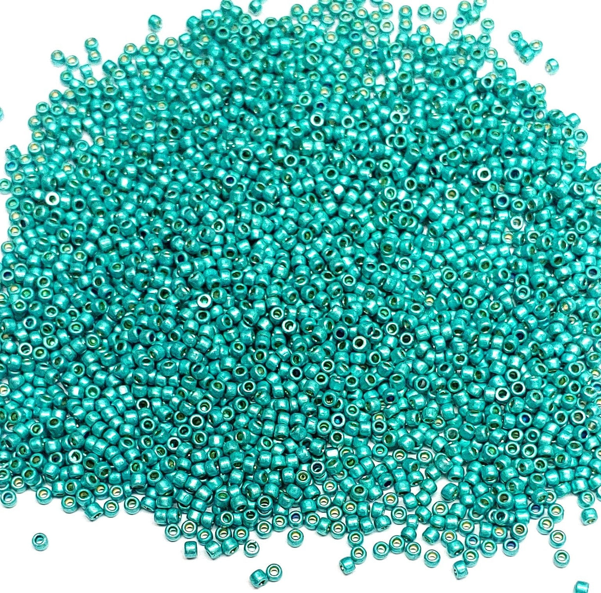 15/0 Toho Turquoise Matte Galvanized Permafinish, PF569F 10 grams