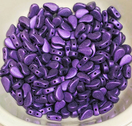 Paisley Duo Metallic Suede Purple, 2-Hole Czech Glass 8x5mm, 23980-79021-30 Beads