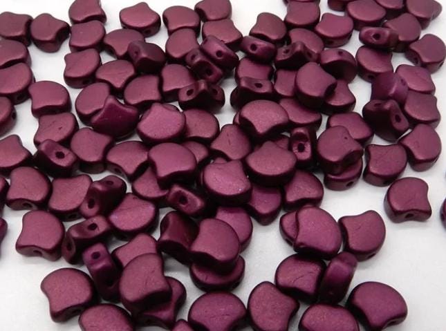 Ginko Bead Chatoyant Shimmer Burgundy, 2-Hole Czech Glass 7.5x7.5mm, 02010-29721-35 Beads